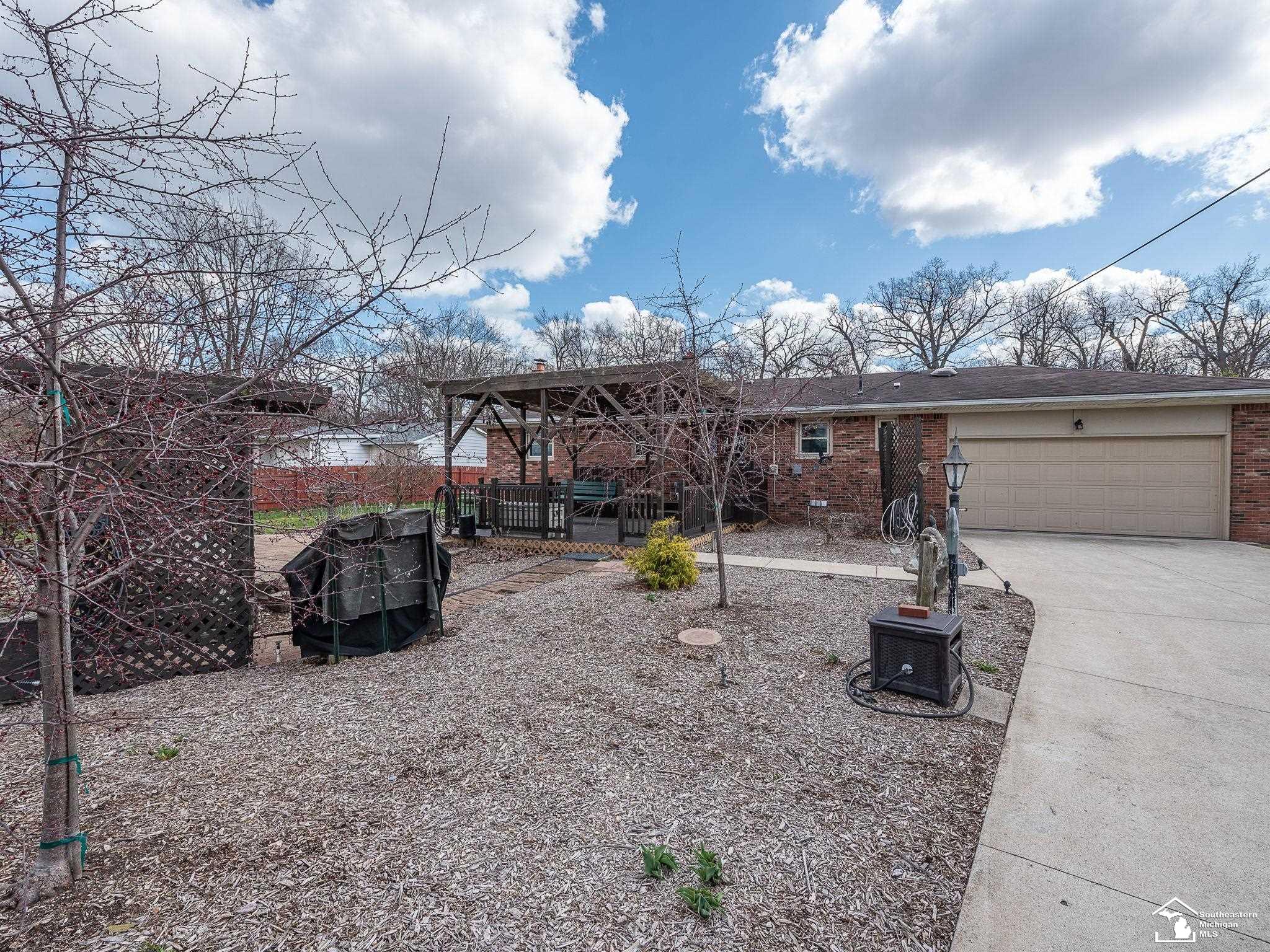 415 Nadeau Road Monroe, MI 48162 - Photo 25 of 34
