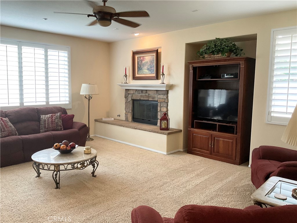 7123 Hidden Court Highland, CA 92346 - Photo 12 of 73 Great room.