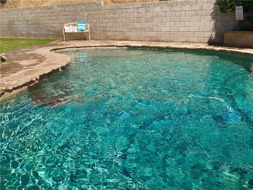 7123 Hidden Court Highland, CA 92346 - Photo 31 of 73 SPLASH!!