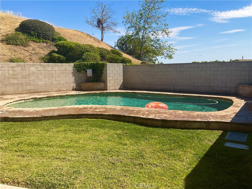 7123 Hidden Court Highland, CA 92346 - Photo 32 of 73