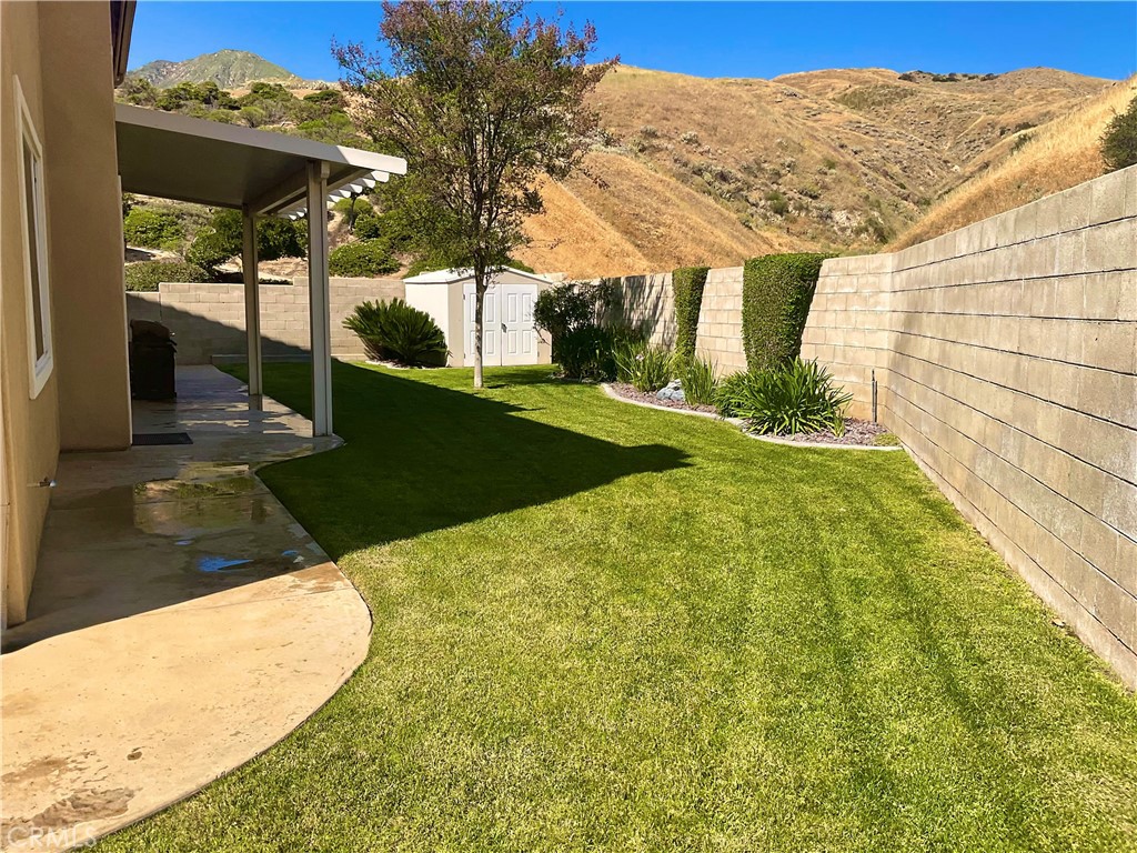 7123 Hidden Court Highland, CA 92346 - Photo 34 of 73