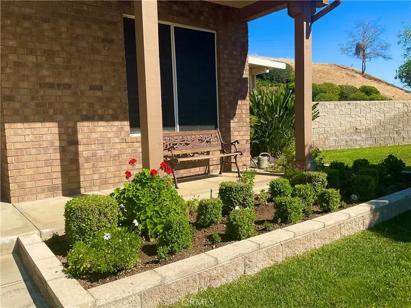 $799,999 | 7123 Hidden Court, Highland, CA 92346