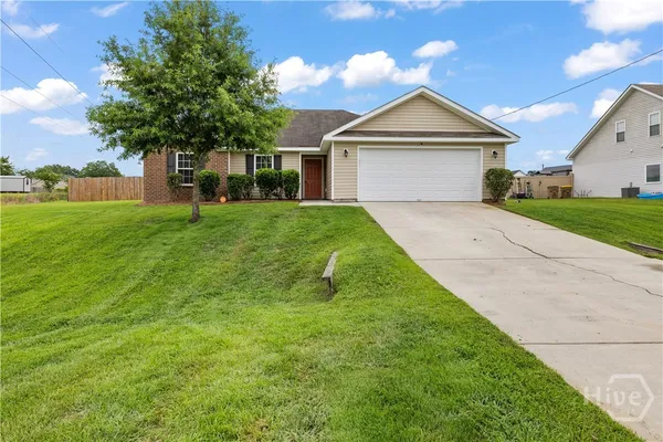 $314,900 | 180 Bonnie Circle, Ellabell, GA 31308