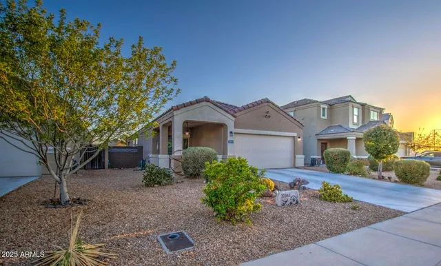 $1,995 | 30945 West Picadilly Road, Buckeye, AZ 85396