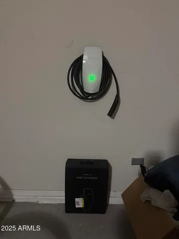 $1,995 | 30945 West Picadilly Road, Buckeye, AZ 85396