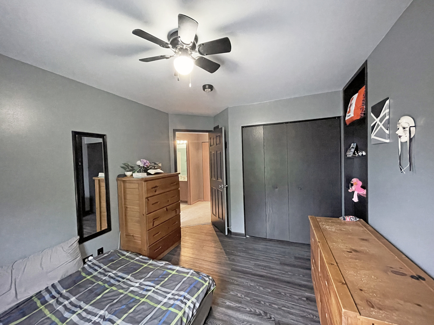 2048 Norwich Drive Bartlett, IL 60103 - Photo 16 of 25 a view of room with window and wooden floor