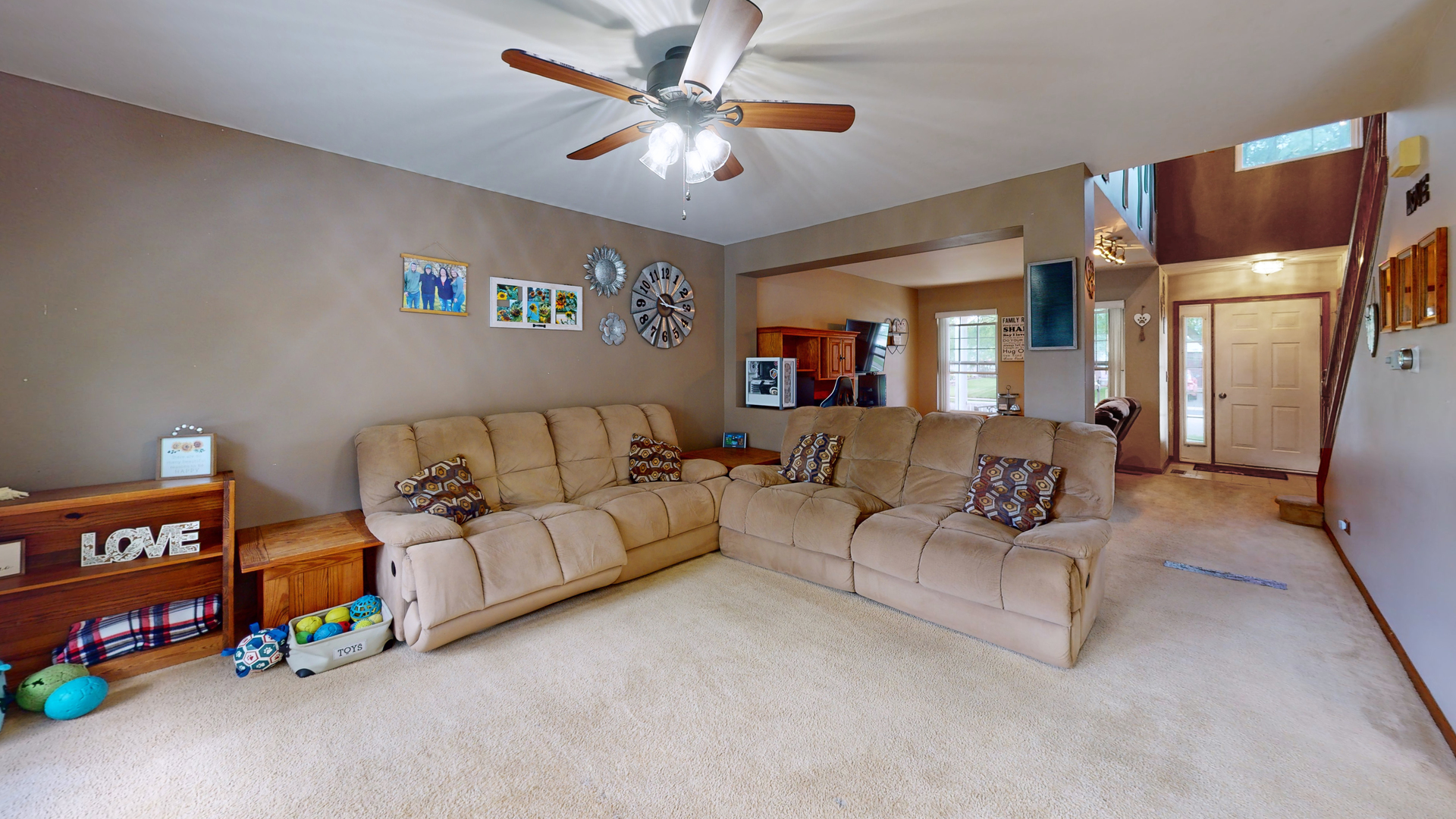 2048 Norwich Drive Bartlett, IL 60103 - Photo 9 of 25 a living room with furniture and a couch