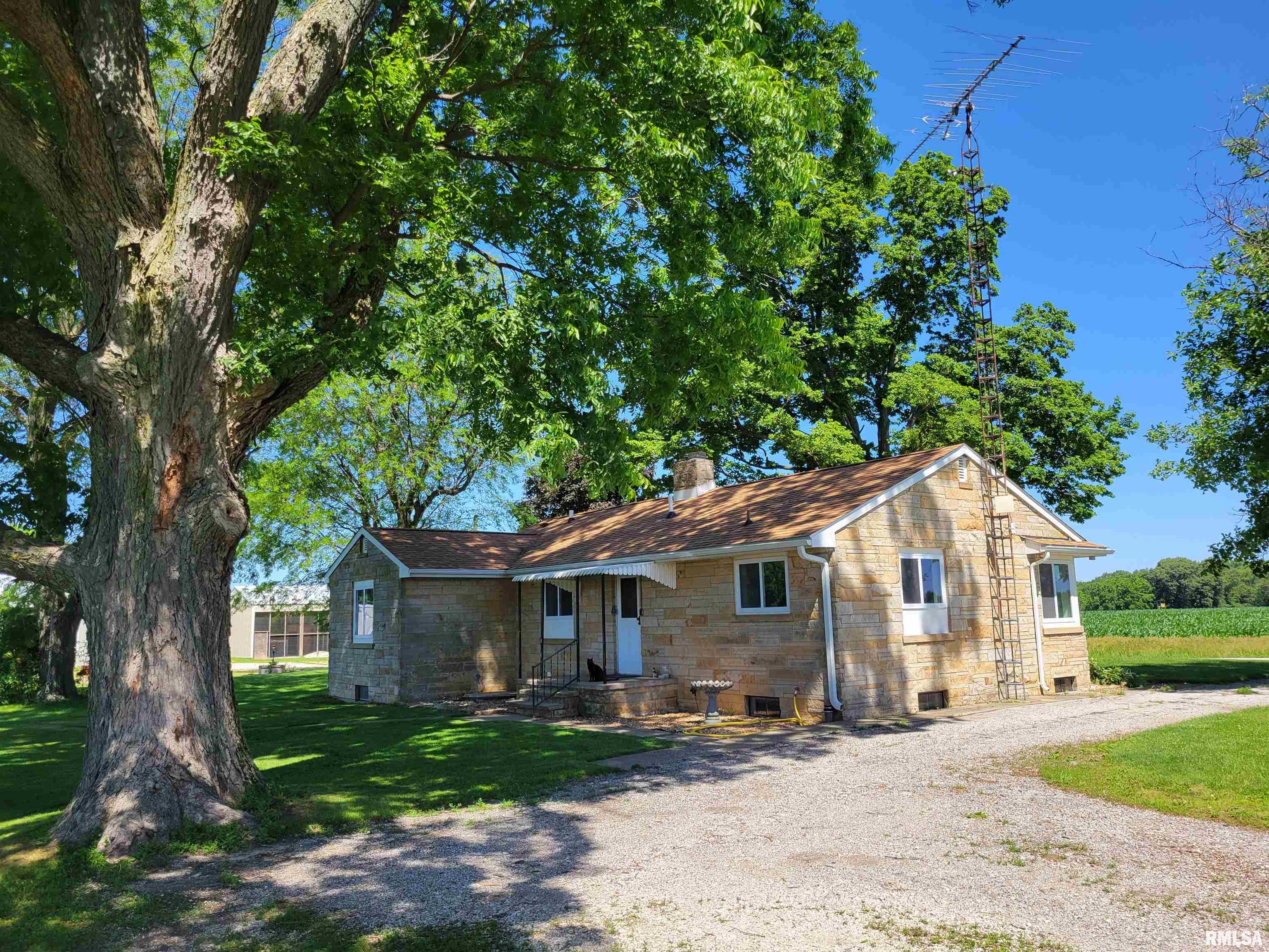 1521 Concord Road Jacksonville, IL 62650 - Photo 36 of 40