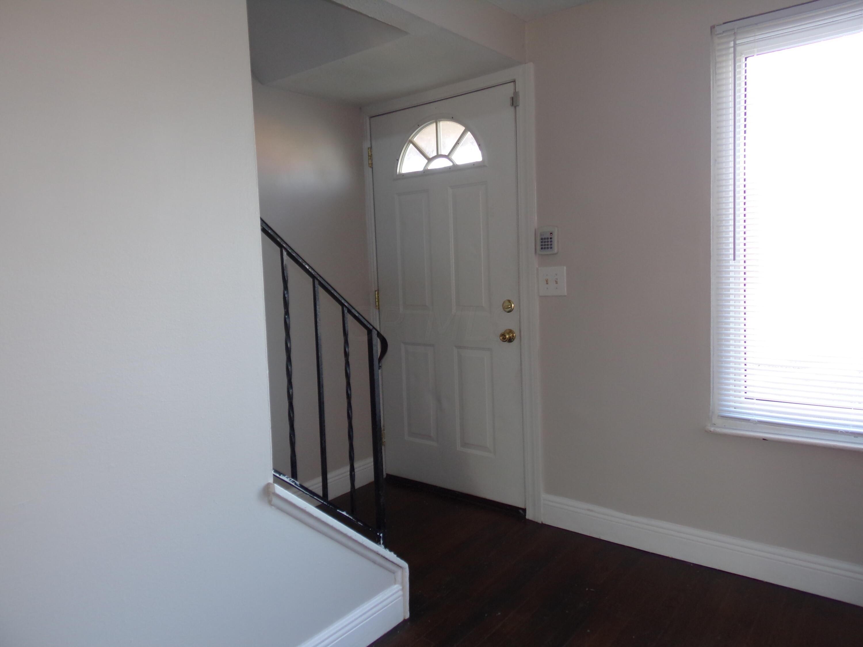 3709 Briggs Road, Unit 3711 Columbus, OH 43228 - Photo 3 of 19 3709