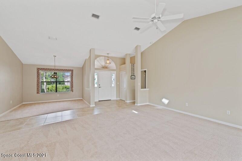 3365 Holly Springs Road Melbourne, FL 32934 - Photo 4 of 16 Living Room
