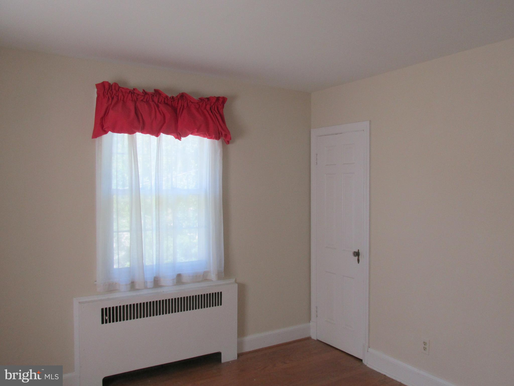 3006 Dunmore Road Baltimore, MD 21222 - Photo 14 of 42