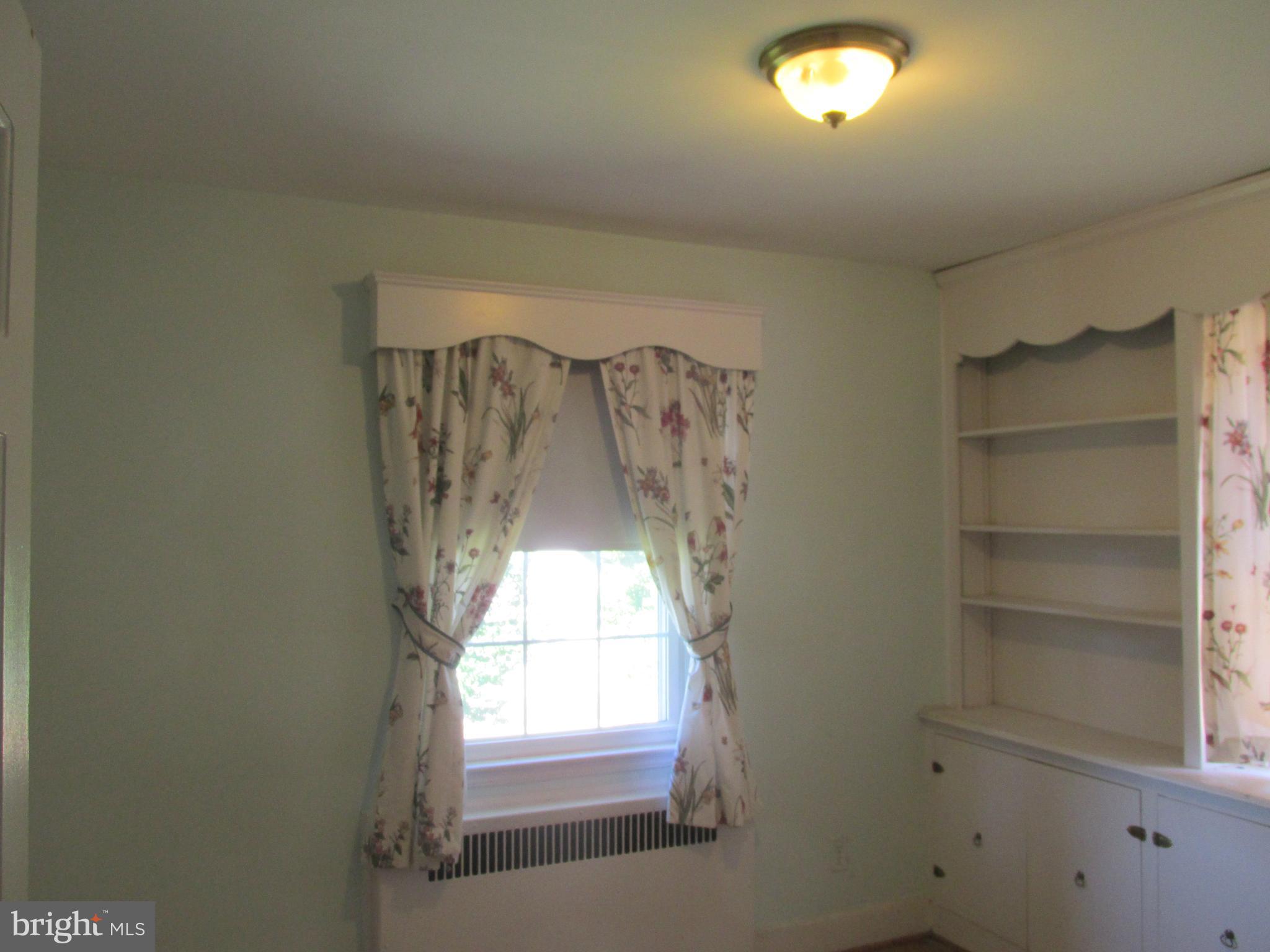 3006 Dunmore Road Baltimore, MD 21222 - Photo 16 of 42