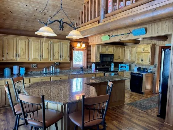 $749,900 | 2210 Switzers Pt Road, Wabeno, WI 54566