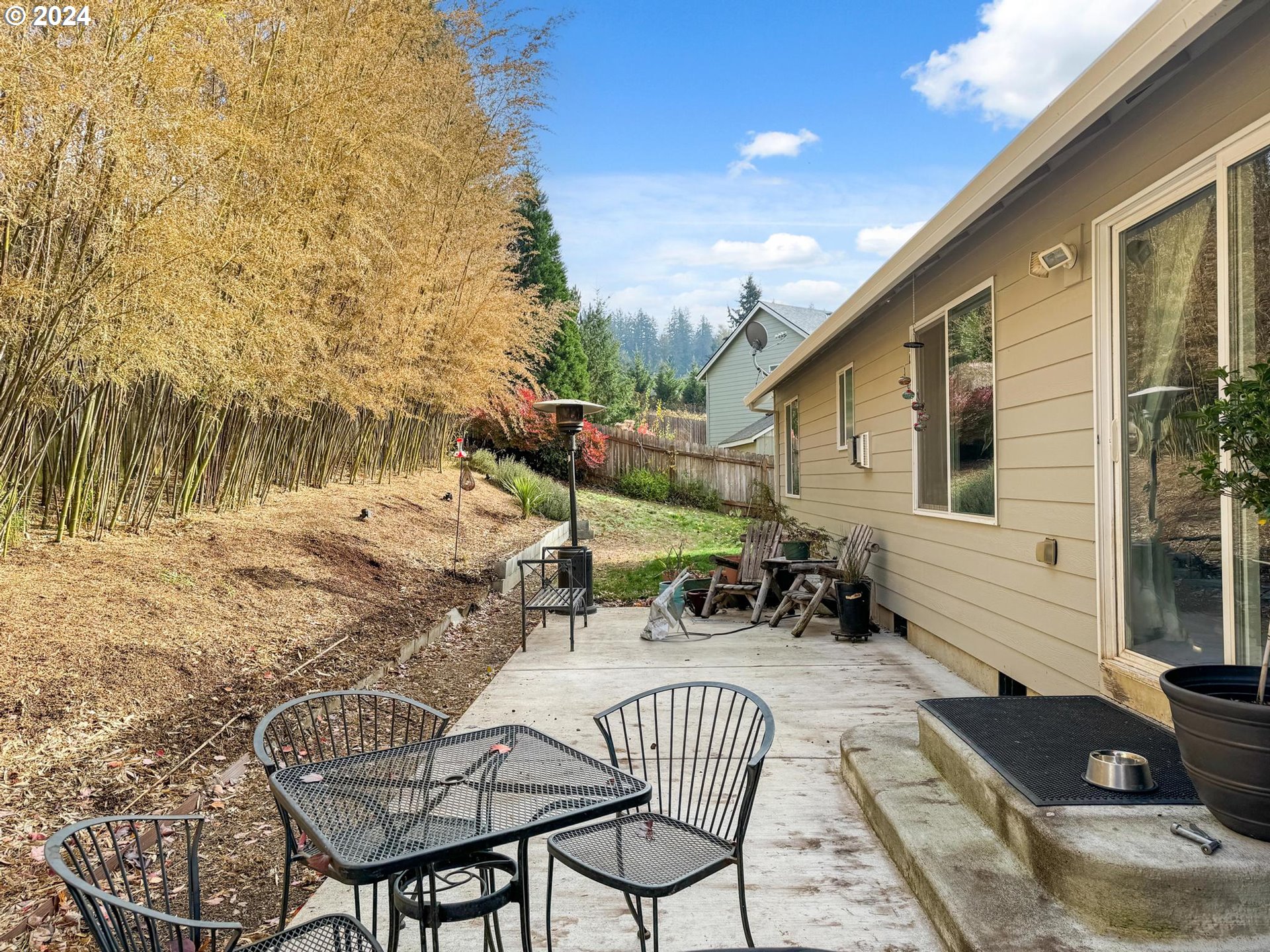 312 Division Street Northeast Silverton, OR 97381 - Photo 33 of 38