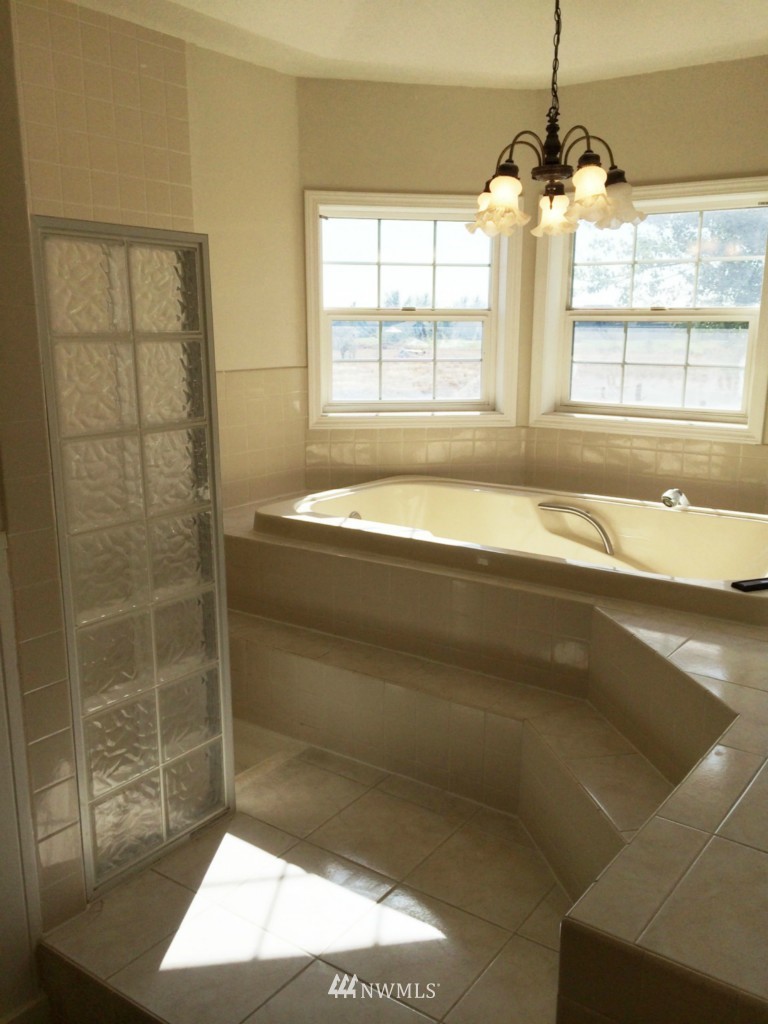 9547 Morgan Road Northeast Moses Lake, WA 98837 - Photo 15 of 22 Gallery Image 15