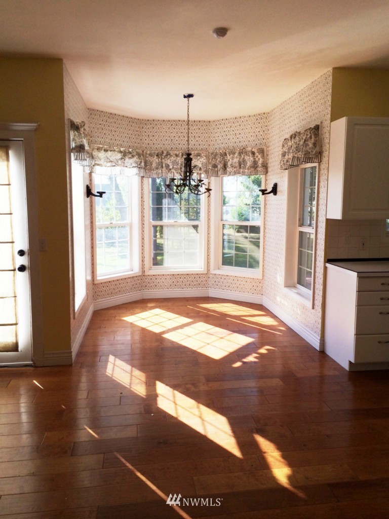 9547 Morgan Road Northeast Moses Lake, WA 98837 - Photo 3 of 22 Gallery Image 3