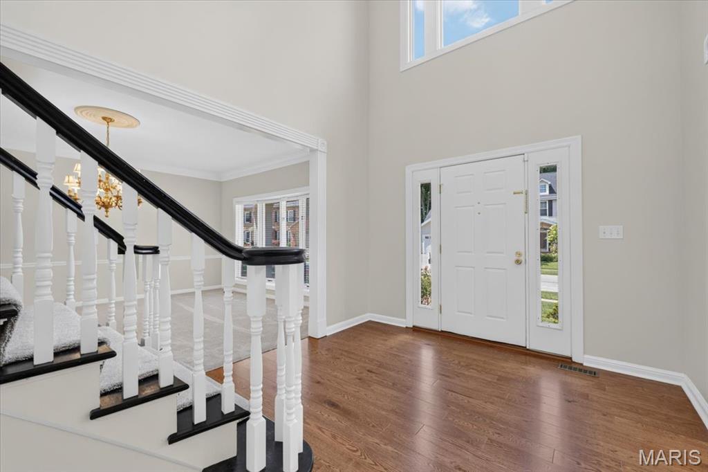 16557 Baxter Forest Ridge Drive Chesterfield, MO 63005 - Photo 6 of 67