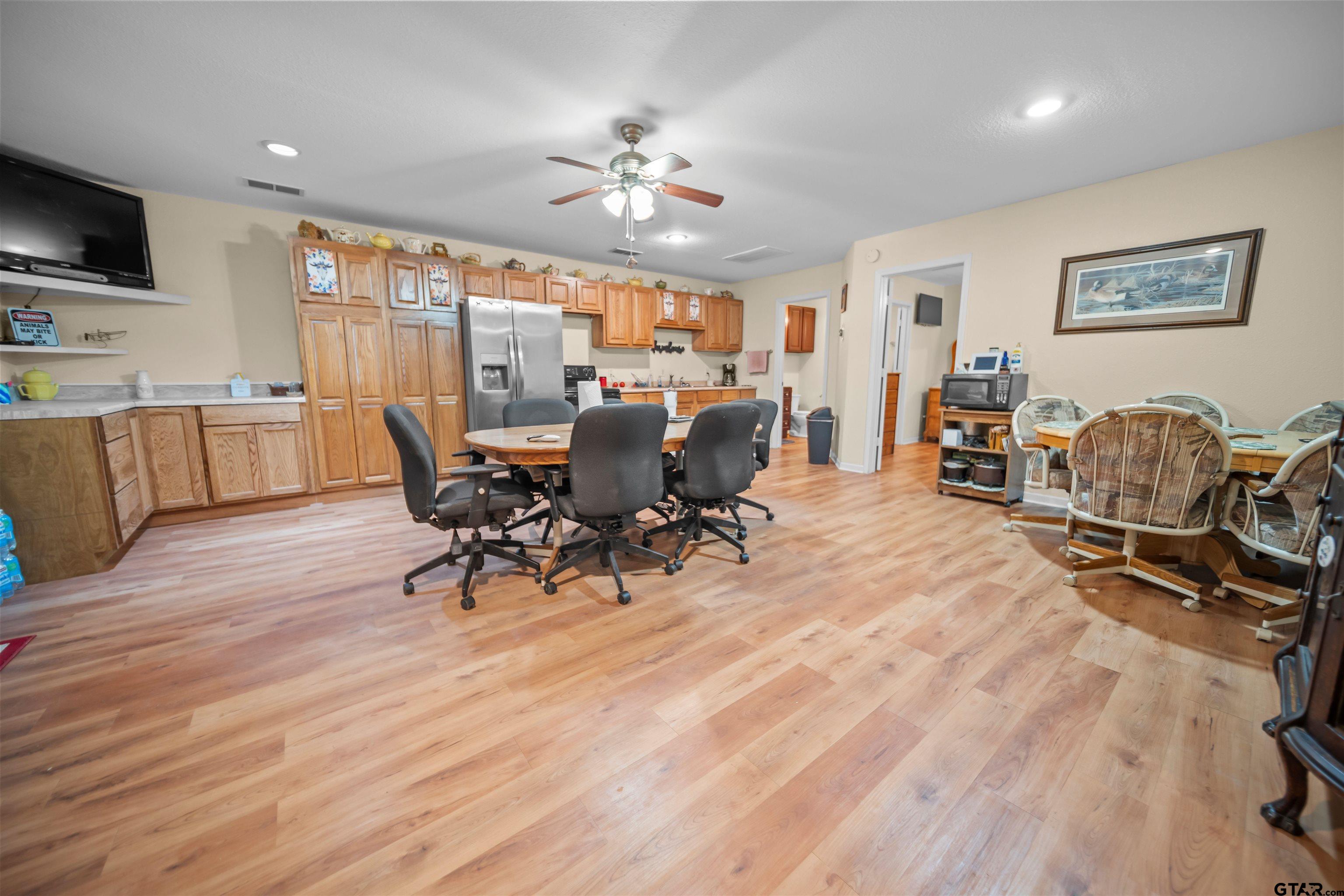 12310 C R 168 Flint, TX 75762 - Photo 9 of 48 Gallery Image 9