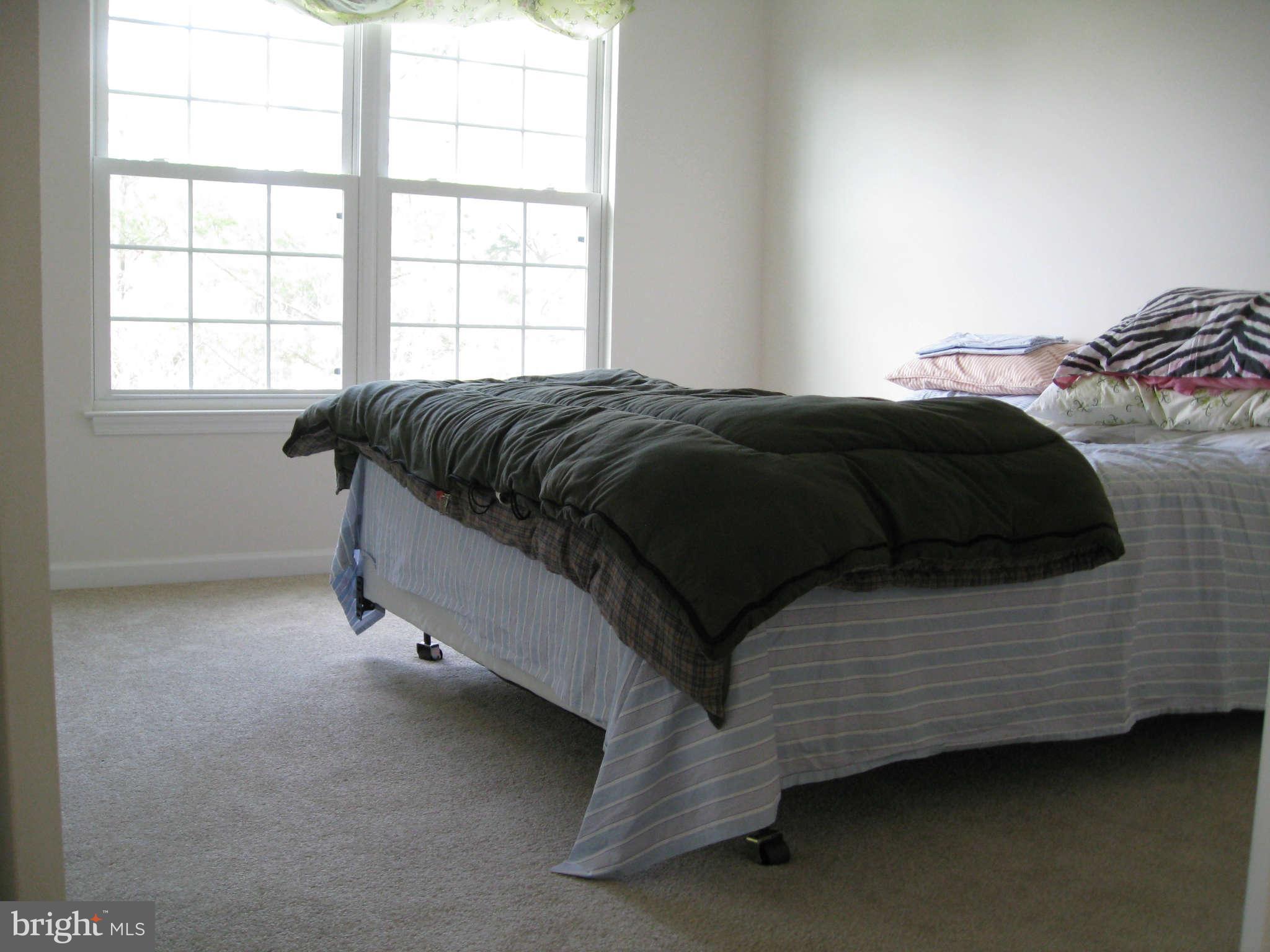 8024 Folkstone Road Manassas, VA 20111 - Photo 16 of 20 Bedroom