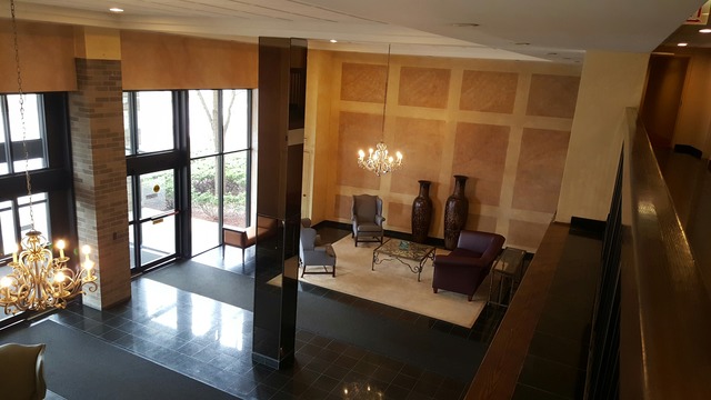 6340 Americana Drive, Unit 1019 Willowbrook, IL 60527 - Photo 13 of 21