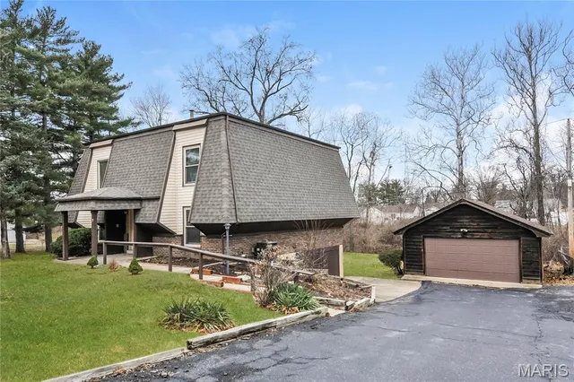 $2,825 | 7 Big Oak Drive, St. Peters, MO 63376