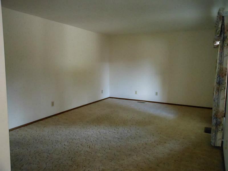 1144 Foxboro Road, Unit 206 Springfield, OH 45503 - Photo 3 of 8