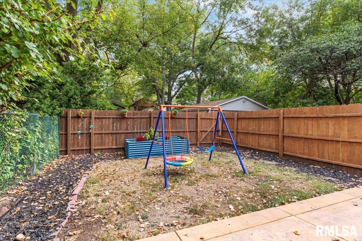 628 South State Street Springfield, IL 62704 - Photo 36 of 44