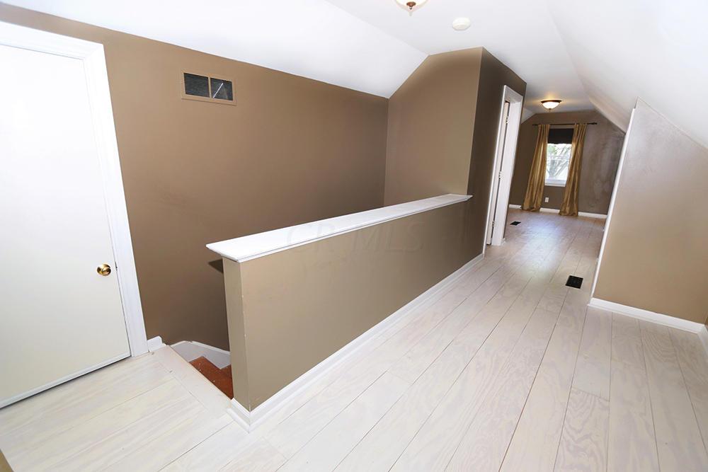466 Chatham Road Columbus, OH 43214 - Photo 24 of 32