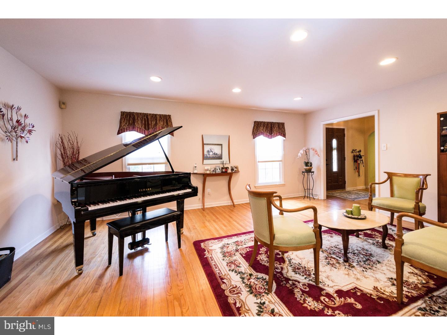 21 Grant Lane Wayne, PA 19087 - Photo 6 of 25