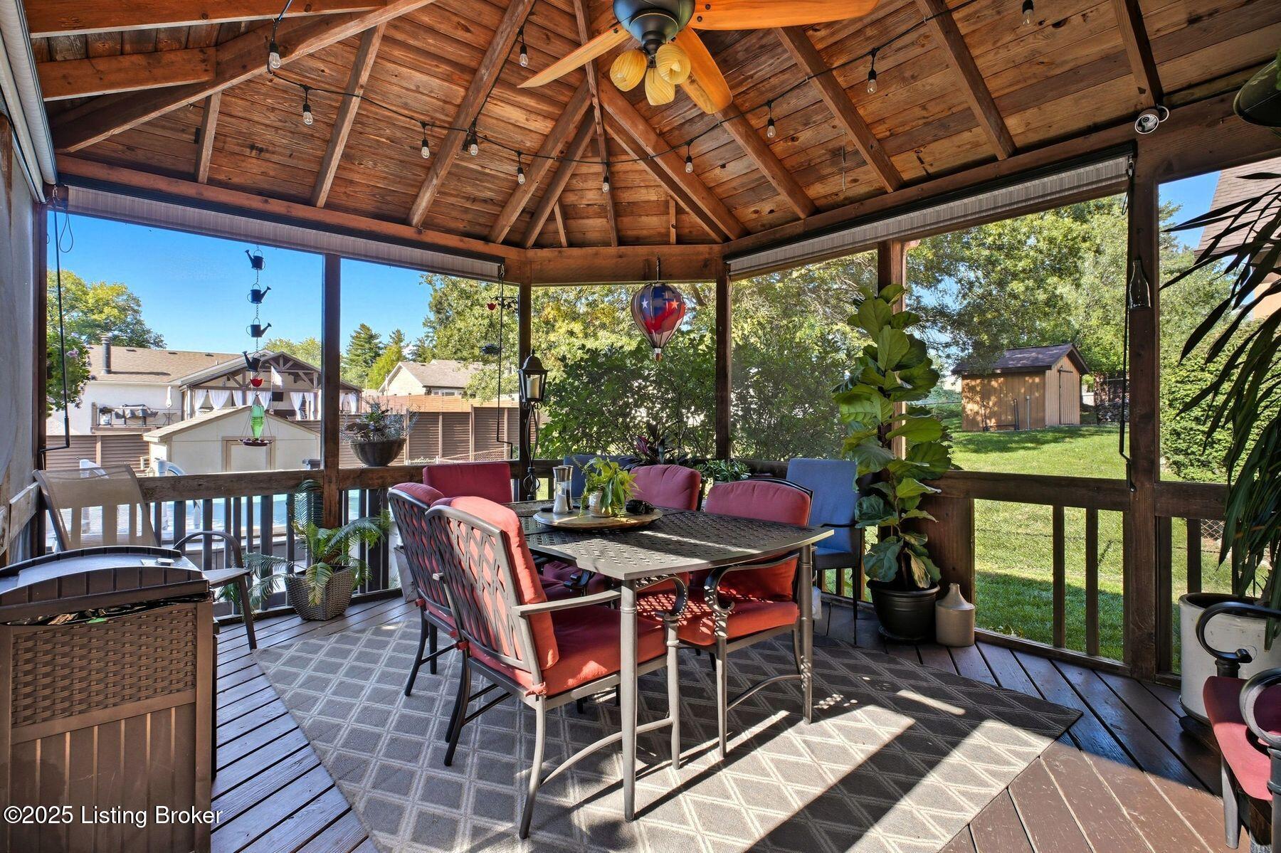 2809 Lexham Road Louisville, KY 40220 - Photo 19 of 25 photo_online_017