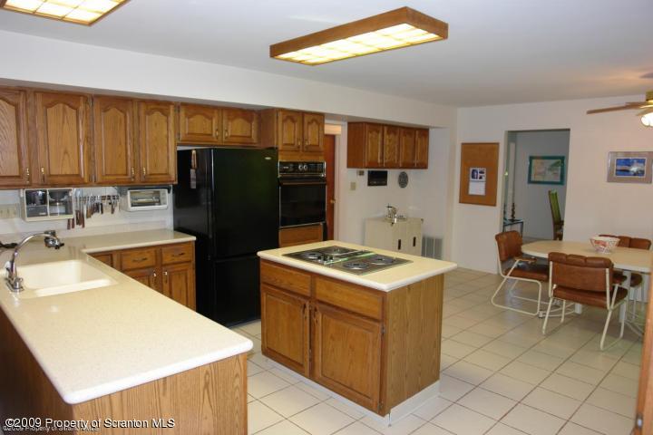 357 Stone Road Dalton, PA 18414 - Photo 15 of 20 Gallery Image 15