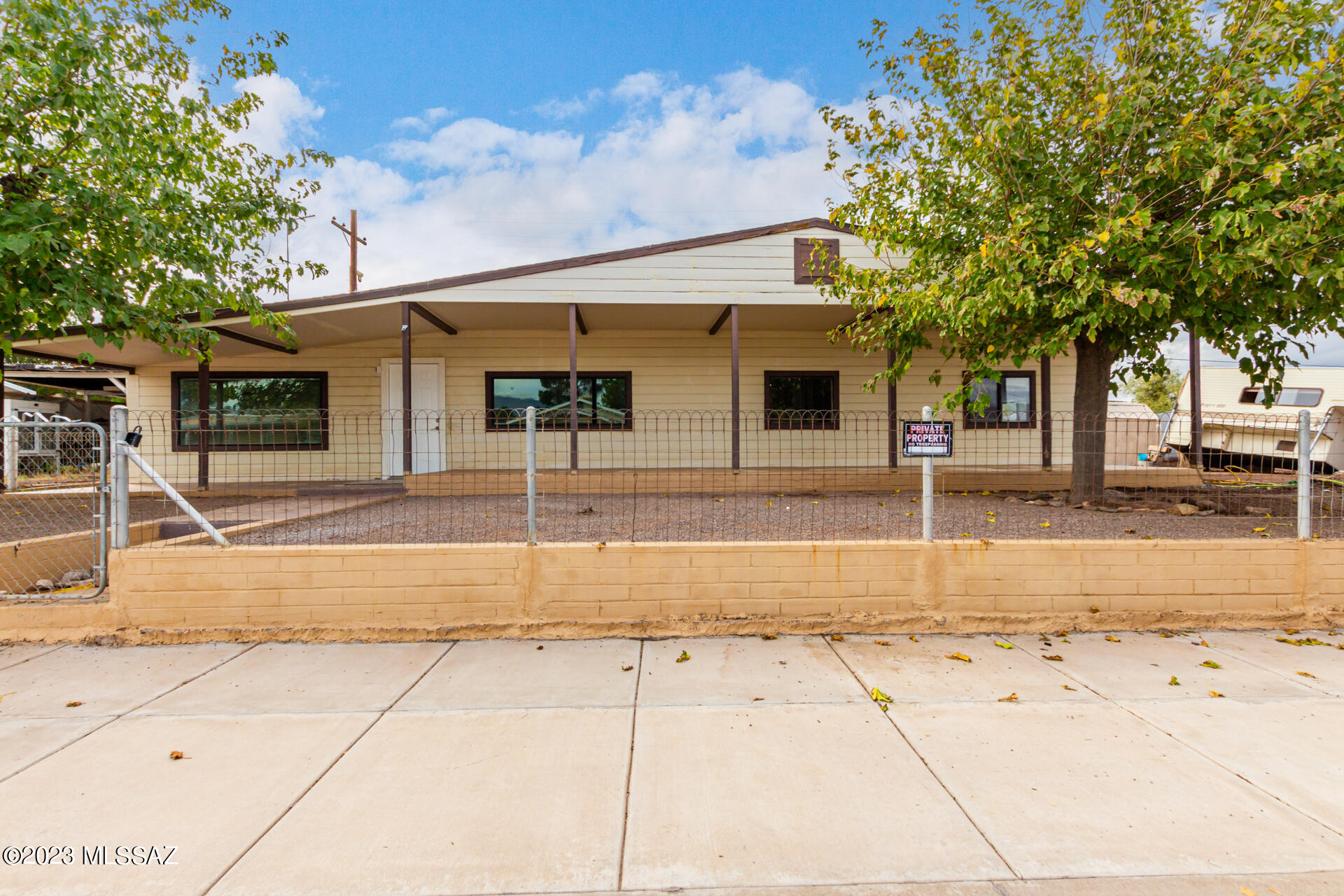 804 Arthur Place Mammoth, AZ 85618 - Photo 1 of 30