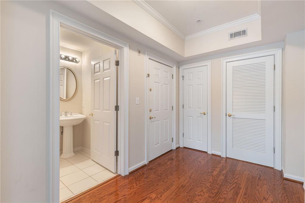 3275 Lenox Road Northeast, Unit 314 Atlanta, GA 30324 - Photo 6 of 55