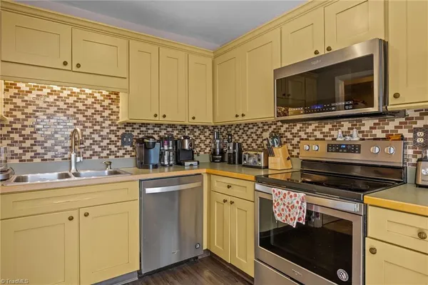 $255,000 | 1597 Trinity Garden Circle, Clemmons, NC 27012
