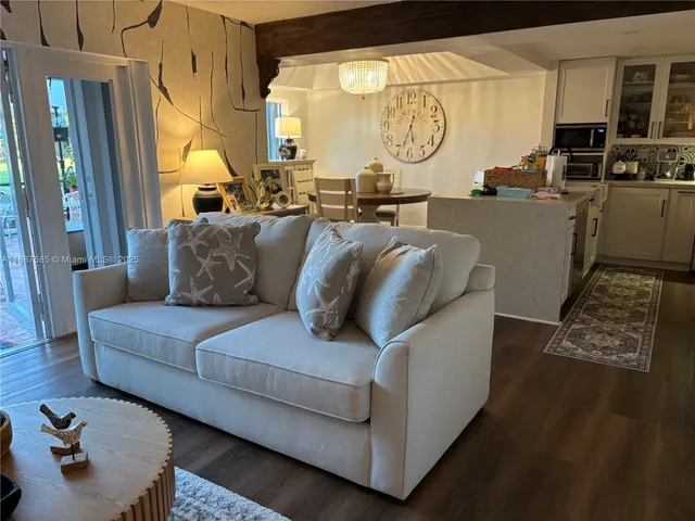 $735,000 | 3842 Alcantara Avenue, Unit 71D, Doral, FL 33178