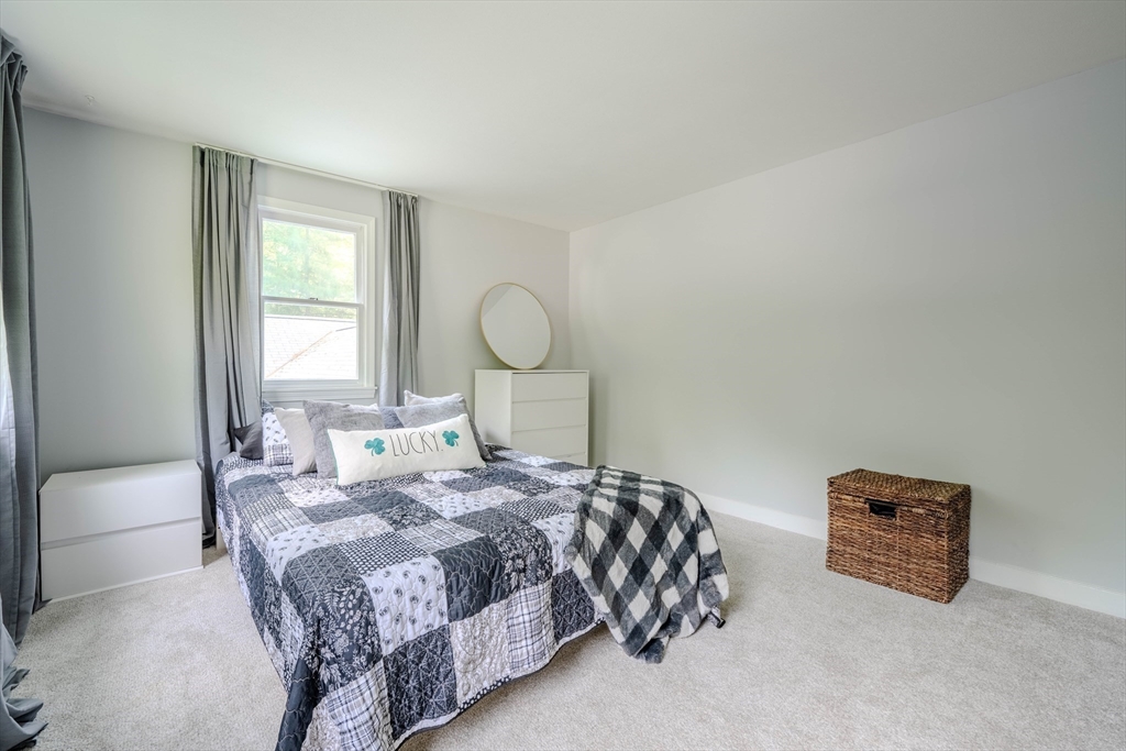 9 Brookside Road Tyngsboro, MA 01879 - Photo 26 of 41 Gallery Image 26