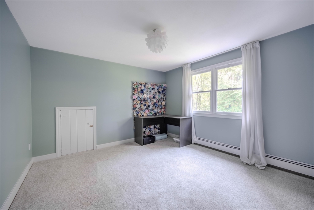 9 Brookside Road Tyngsboro, MA 01879 - Photo 27 of 41 Gallery Image 27