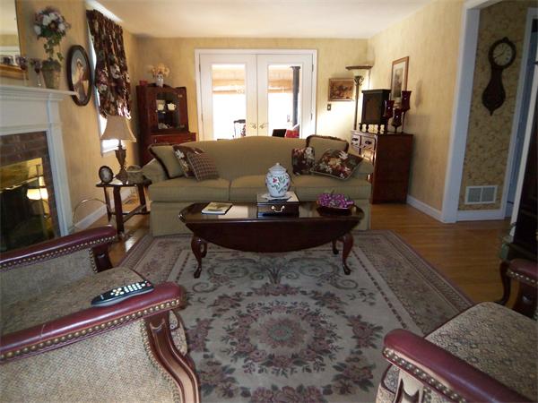 13 Rebecca Road Freetown, MA 02702 - Photo 3 of 30