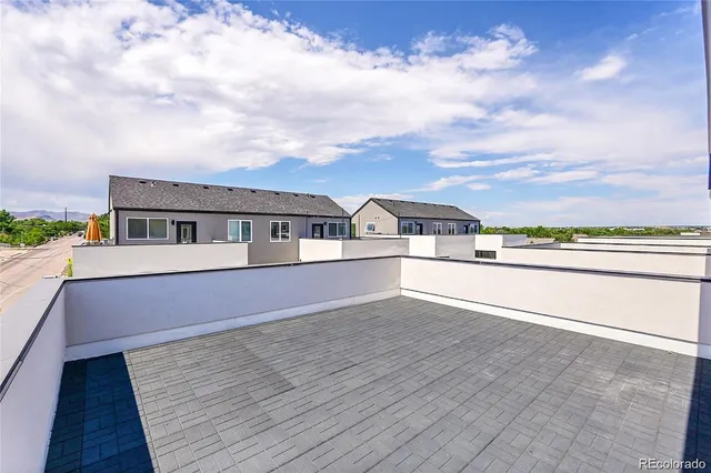 a view of a entrance door of the house