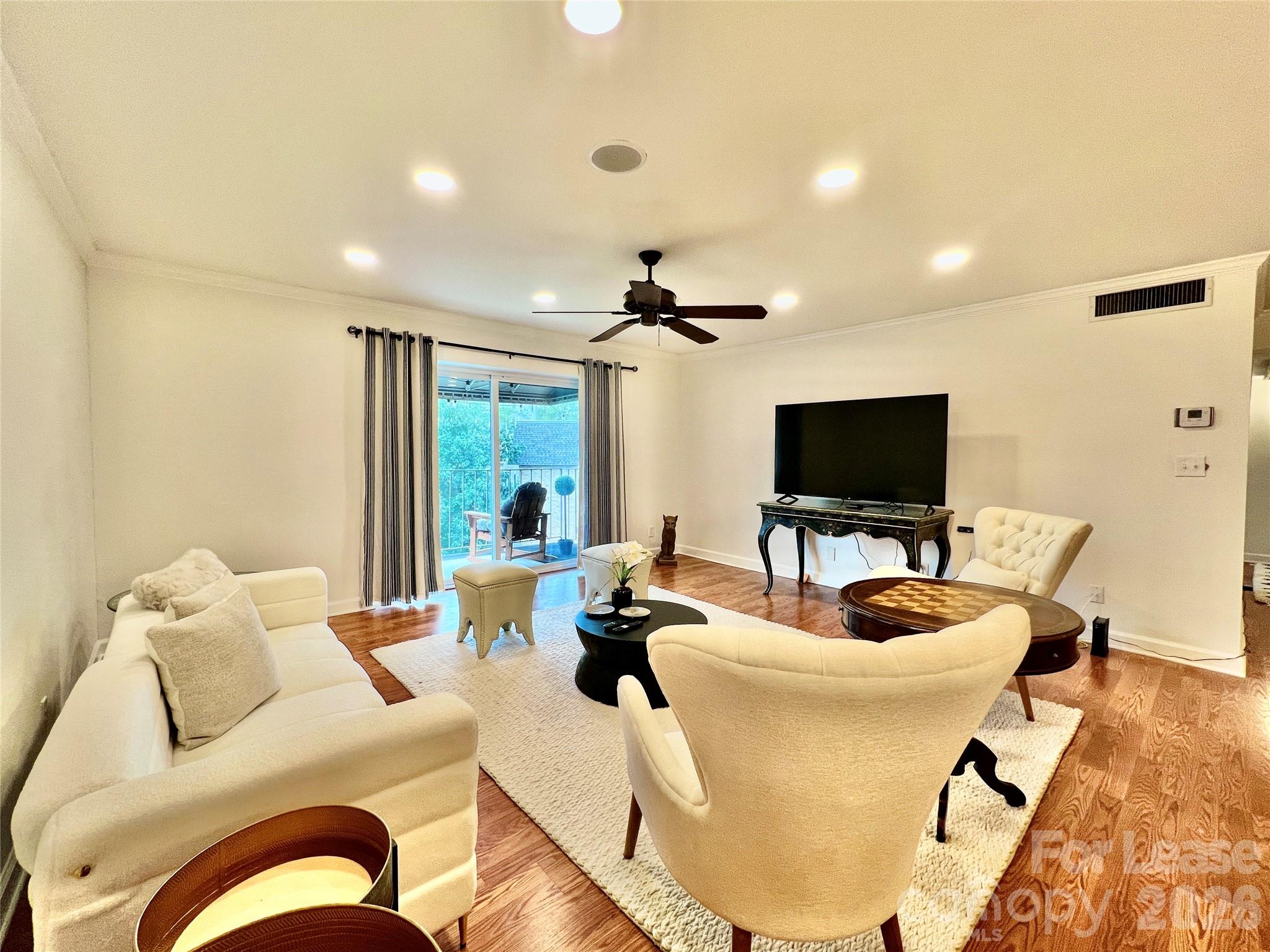 1323 Queens Road, Unit 417 Charlotte, NC 28207 - Photo 7 of 28