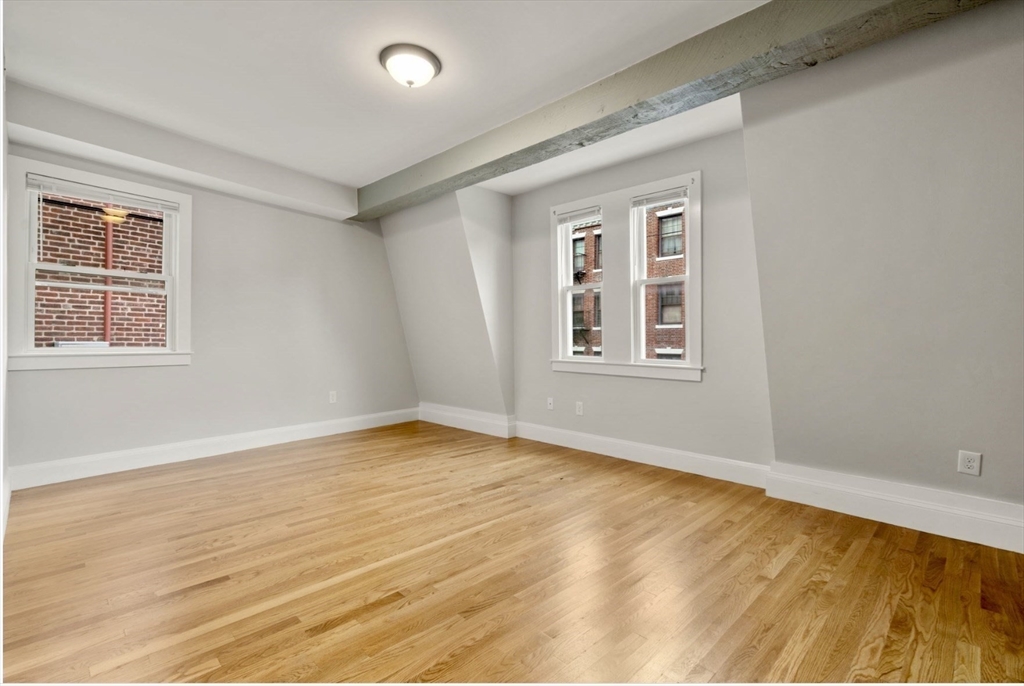 129 Sutherland Road Boston, MA 02135 - Photo 17 of 19