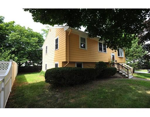 83 Mountford Road Hull, MA 02045 - Photo 3 of 26 Gallery Image 3