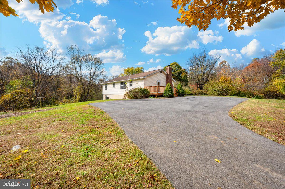 29007 Ridge Road Mount Airy, MD 21771 - Photo 5 of 50 a view of large tree with sky view