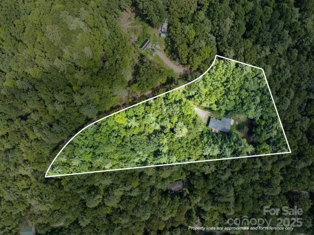 $359,000 | 388 Pinewood Knoll Drive, Hendersonville, NC 28739