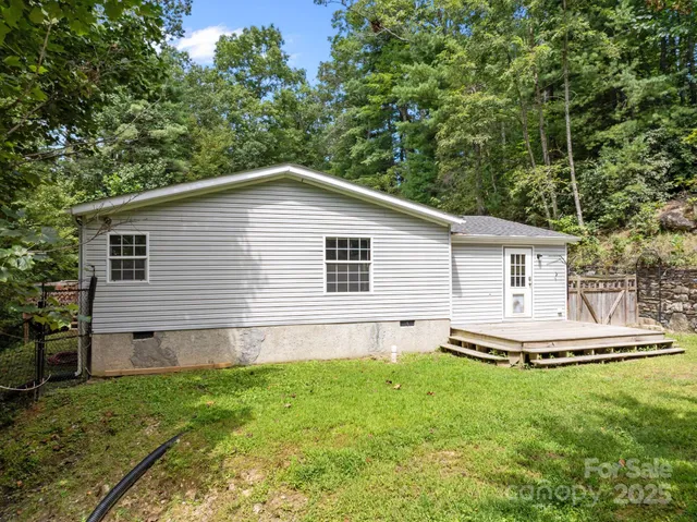 $359,000 | 388 Pinewood Knoll Drive, Hendersonville, NC 28739