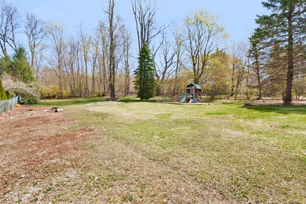 55 Appleton Road Auburn, MA 01501 - Photo 22 of 27 Gallery Image 22