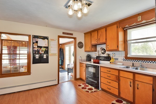 55 Appleton Road Auburn, MA 01501 - Photo 5 of 27 Gallery Image 5
