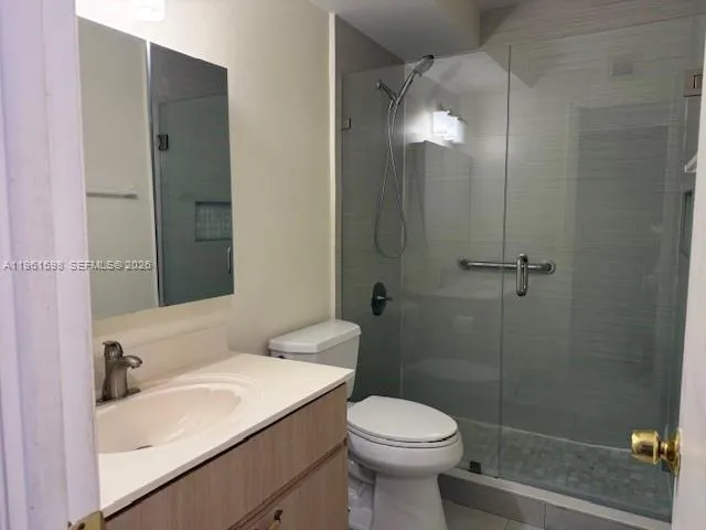 $1,800 | Pinecrest, Pinecrest, FL 33156