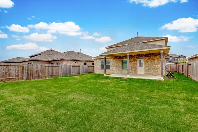 $2,700 | 10511 Snowy Ridge Lane, Rosharon, TX 77583
