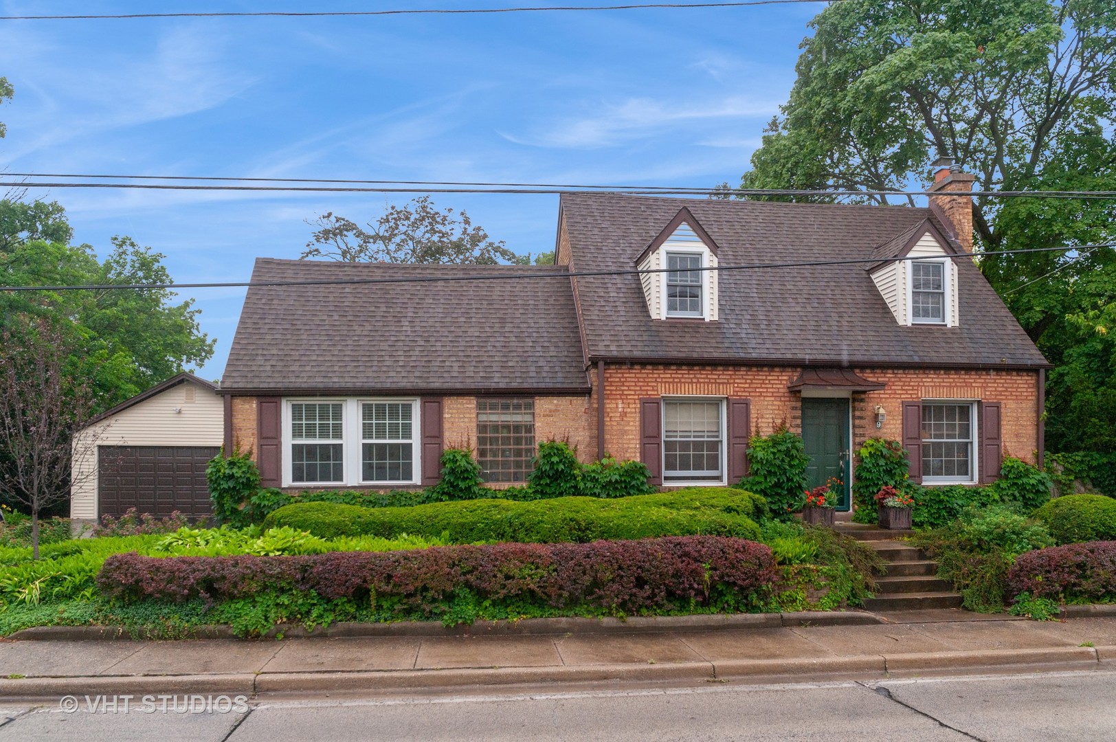 9 East Palatine Road Prospect Heights, IL 60070 - Photo 1 of 22 Gallery Image 1